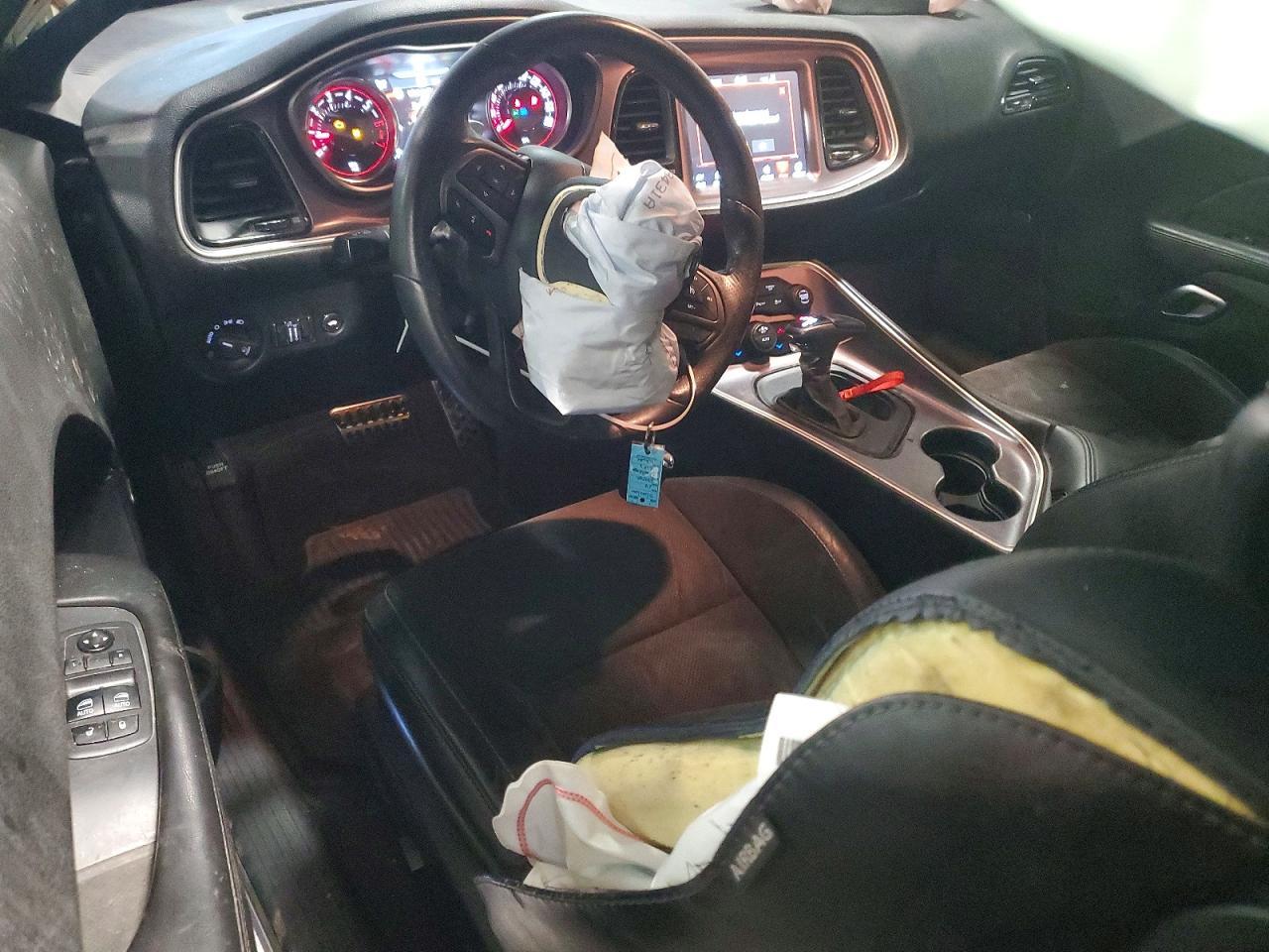 2019 Dodge Challenger R - zdjęcie 8