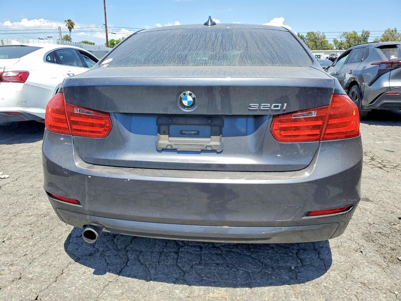 2013 BMW 320 I - zdjęcie 6