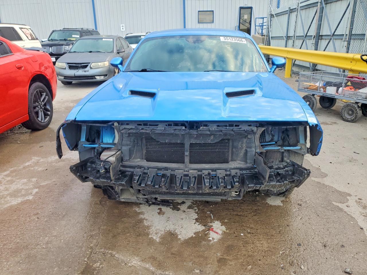 2016 Dodge Challenger R - zdjęcie 5