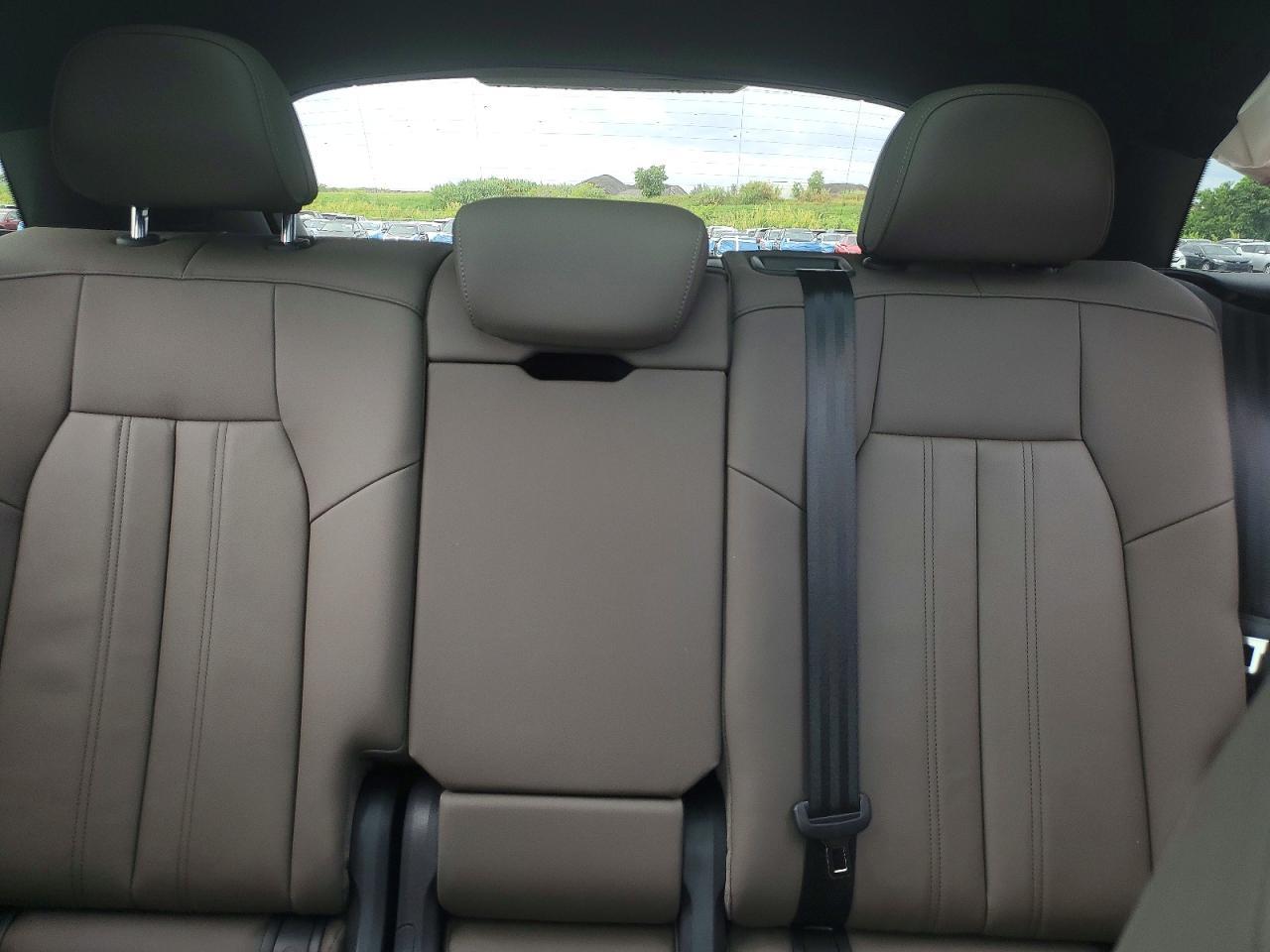 2025 Audi Q5 Premium - zdjęcie 10