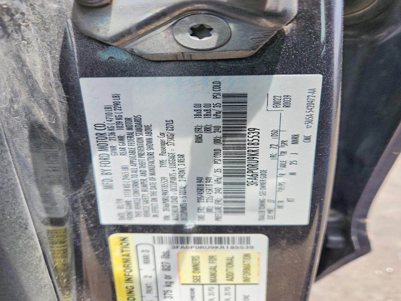2019 Ford Fusion Titanium - zdjęcie 12