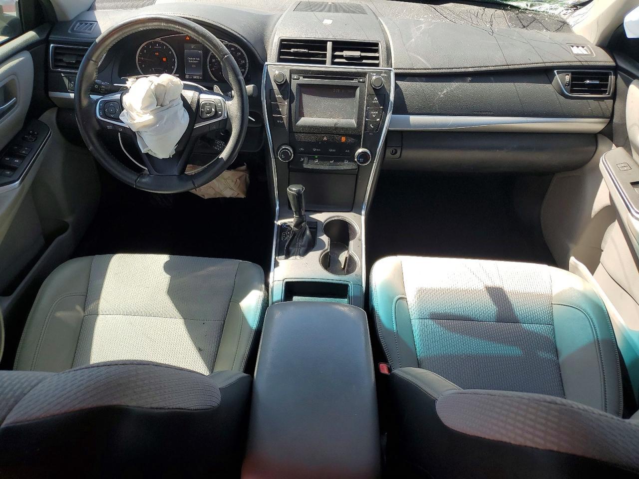 2017 Toyota Camry Se - zdjęcie 8