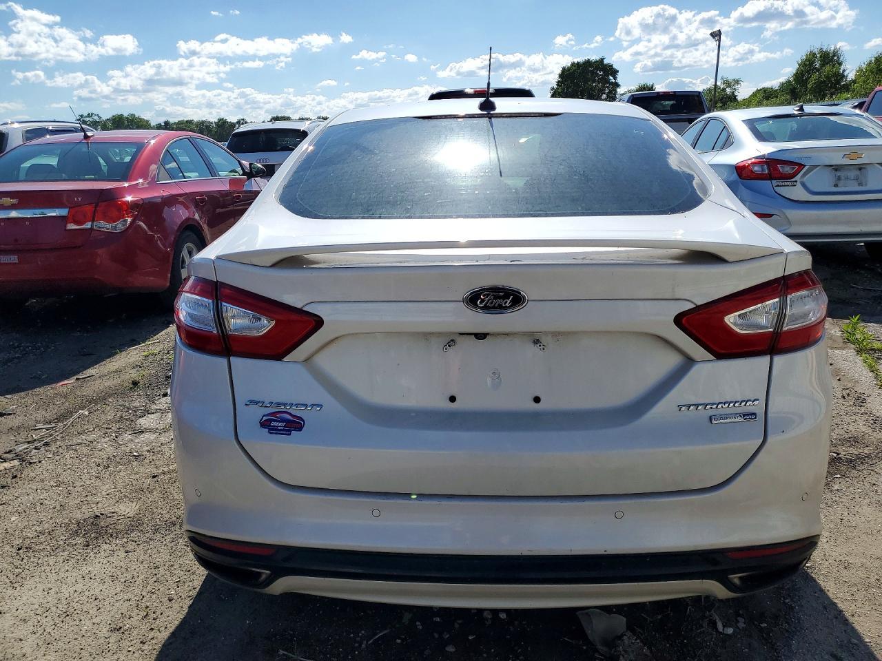 2015 Ford Fusion Titanium - zdjęcie 6
