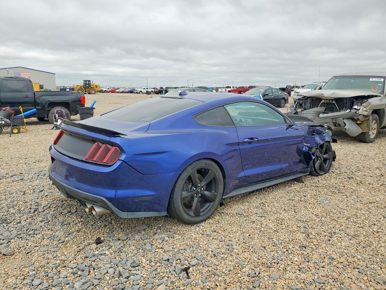 2016 Ford Mustang Gt - zdjęcie 3