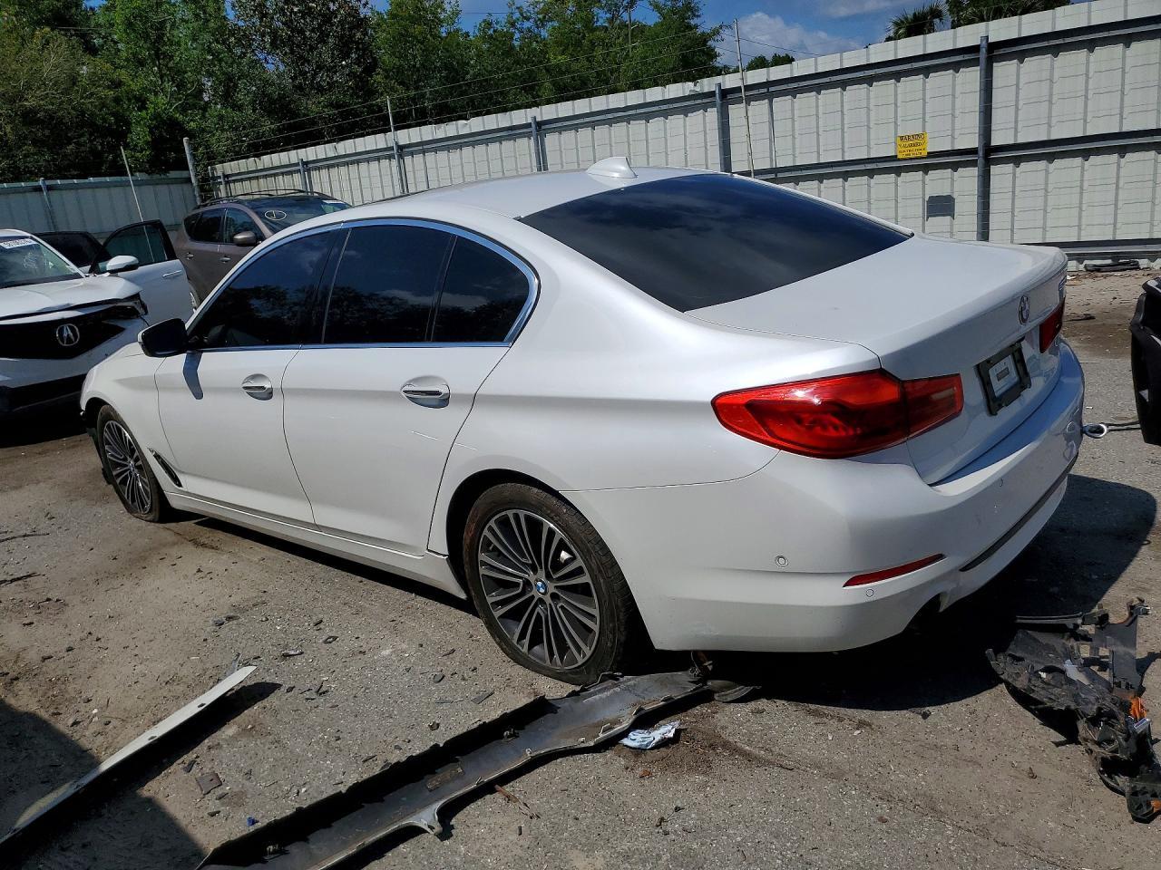 2017 BMW 530 I - zdjęcie 2