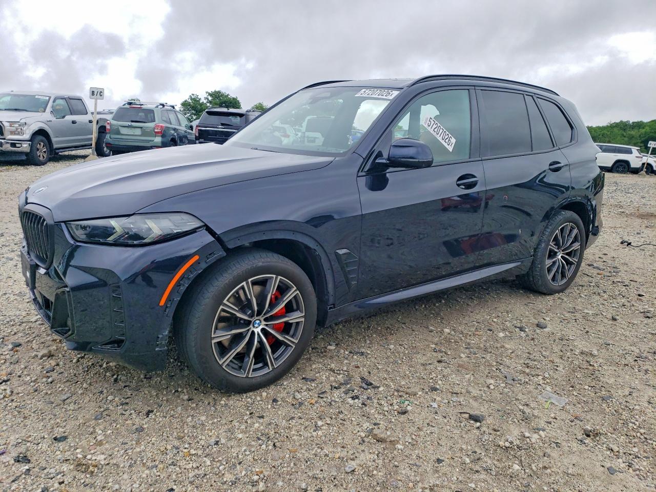 2024 BMW X5 xDrive40I - zdjęcie główne