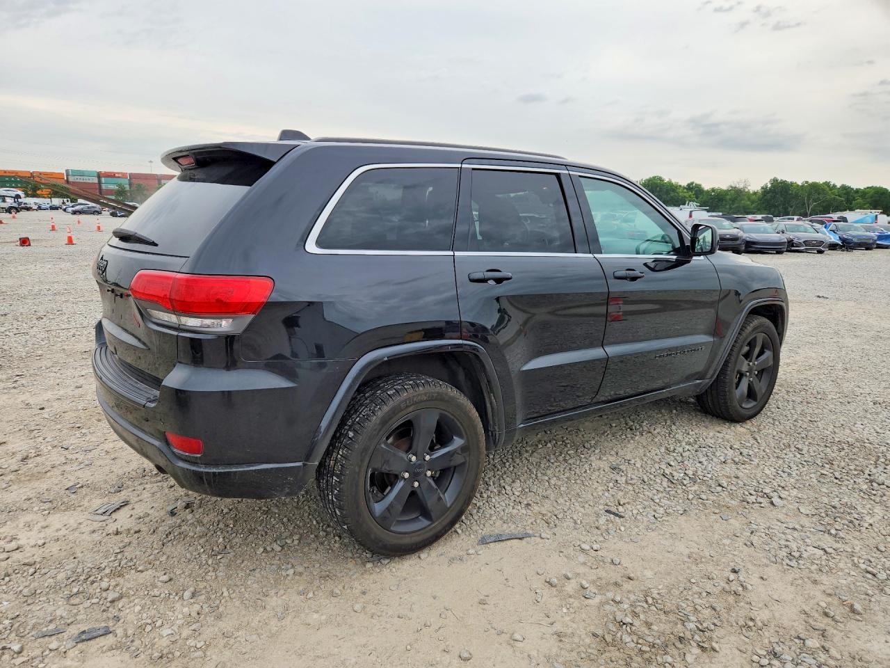 2015 Jeep Grand Cherokee - zdjęcie 3
