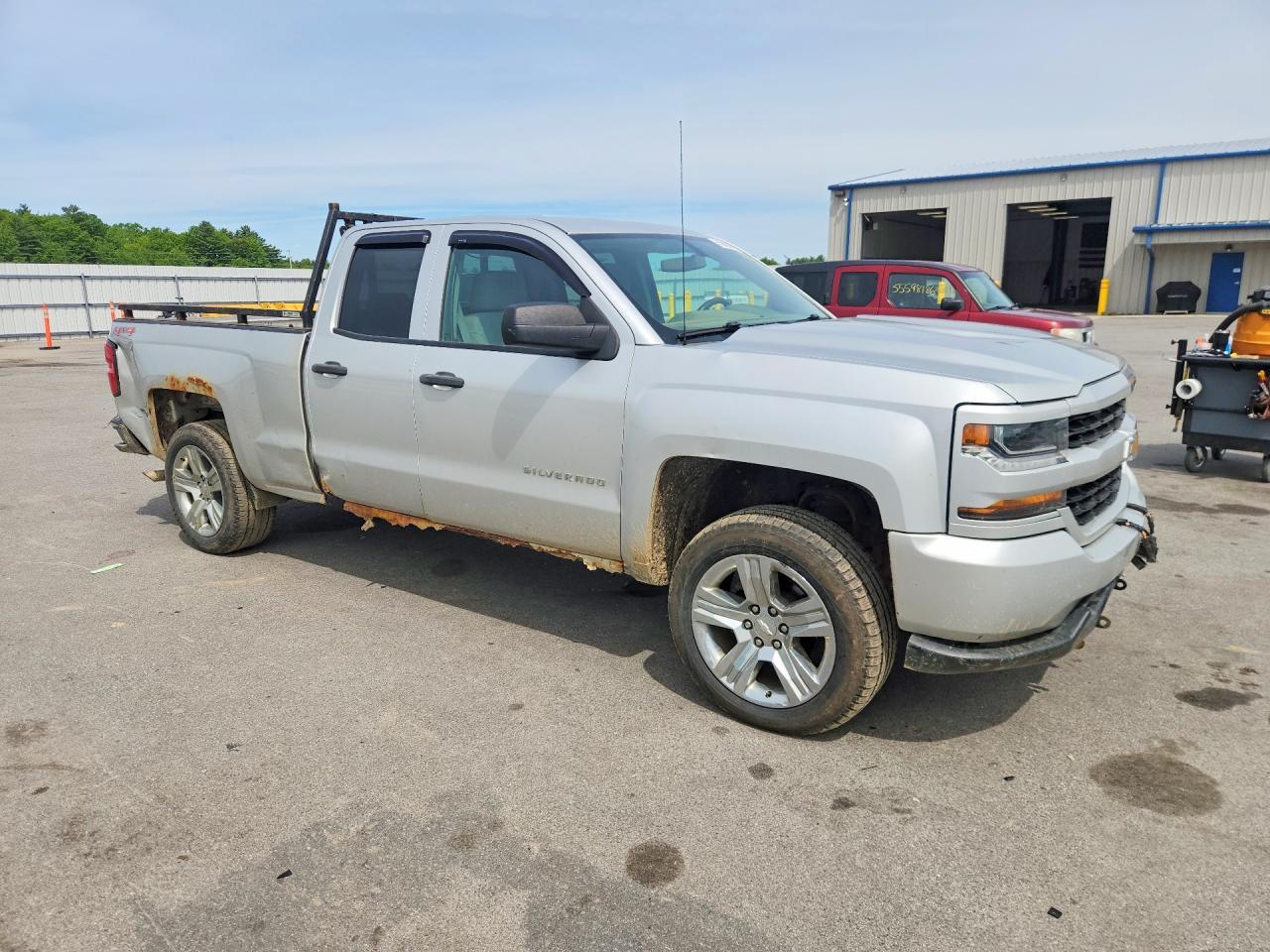 2016 Chevrolet Silverado K1500 Custom - zdjęcie 4