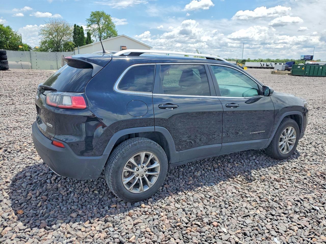 2021 Jeep Cherokee Latitude Lux - zdjęcie 3