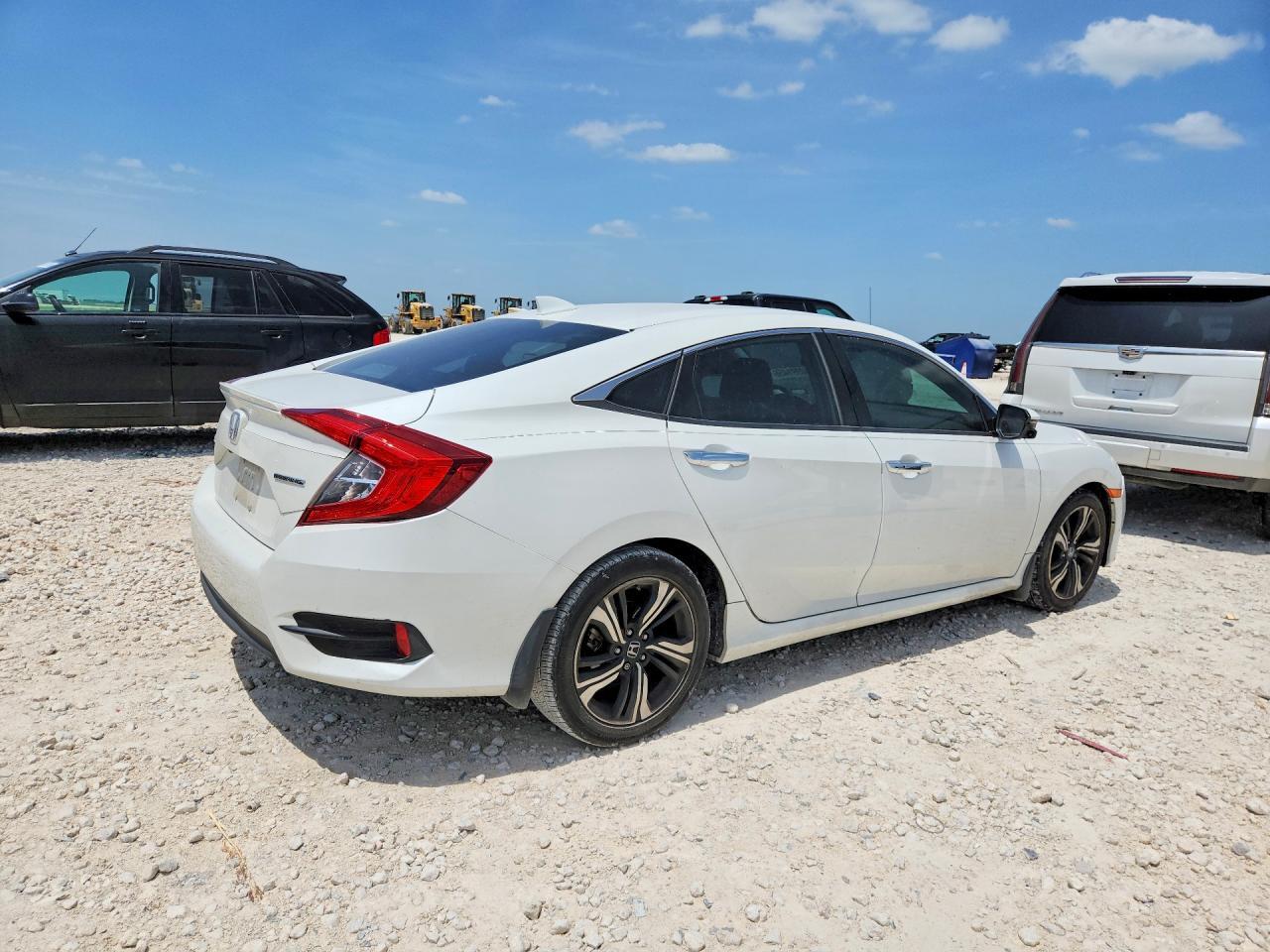 2017 Honda Civic Touring - zdjęcie 3