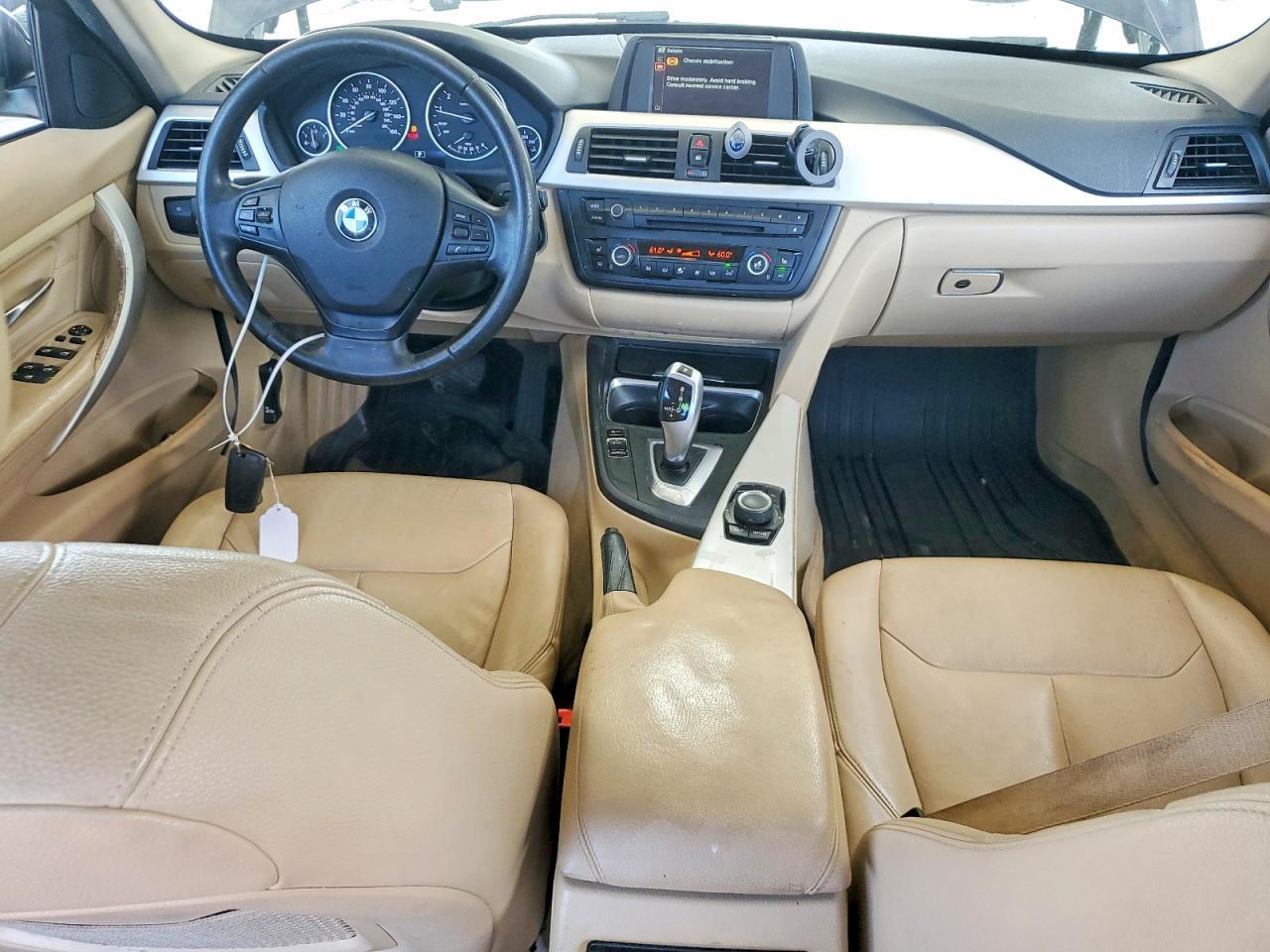 2014 BMW 320 I - zdjęcie 8
