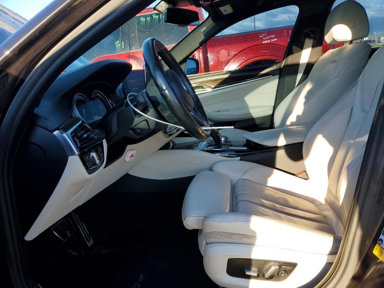 2019 BMW 530 I - zdjęcie 7
