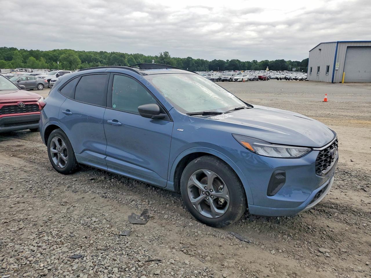 2023 Ford Escape St Line - zdjęcie 4