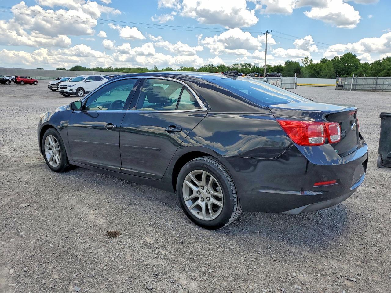 2015 Chevrolet Malibu 1Lt - zdjęcie 2