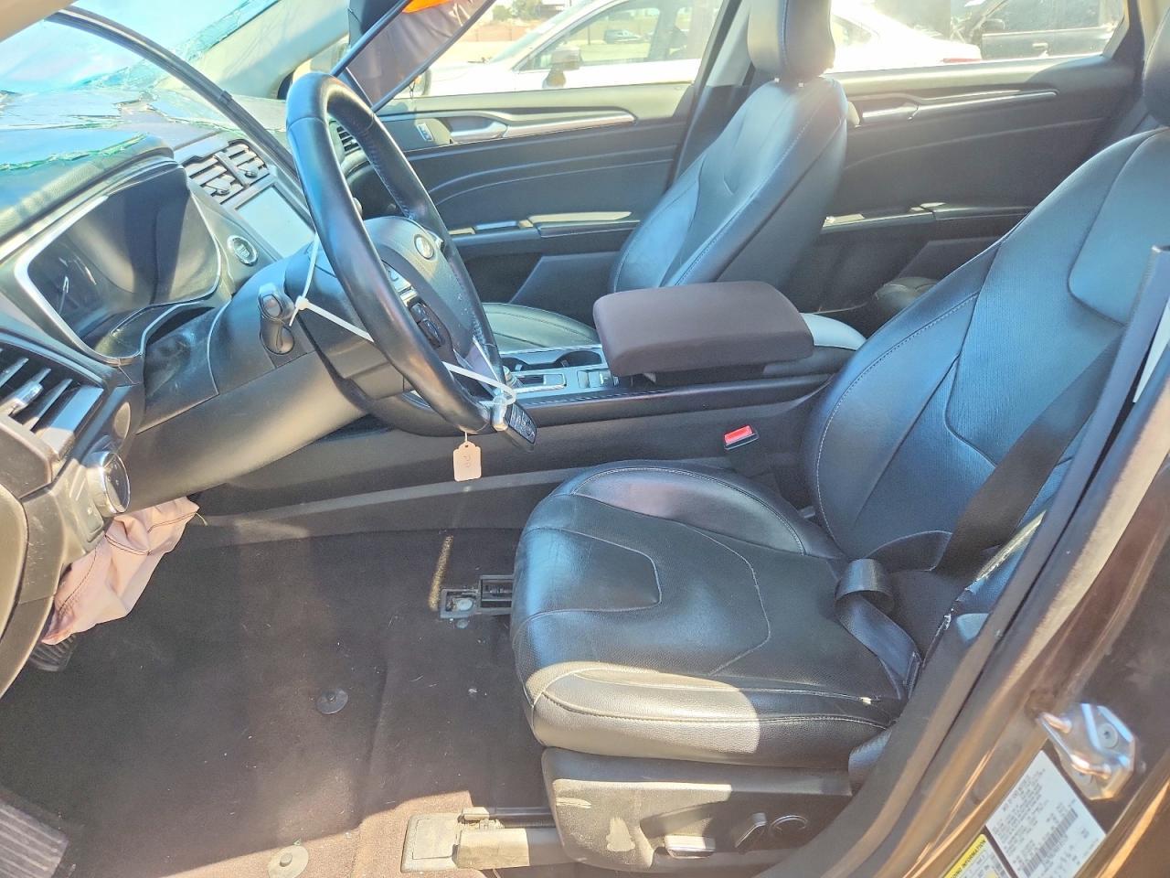 2019 Ford Fusion Titanium - zdjęcie 7
