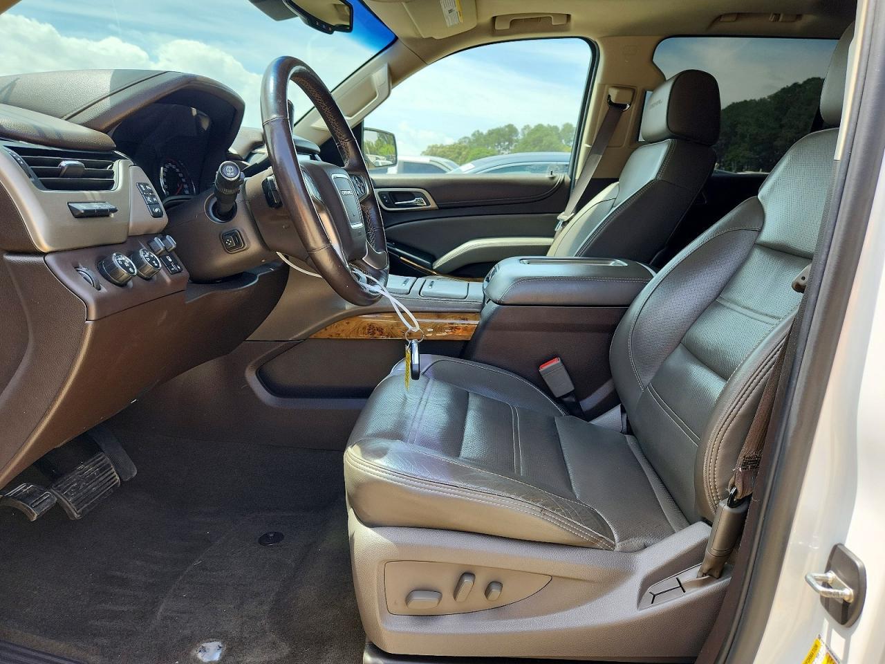 2016 GMC Yukon - zdjęcie 7