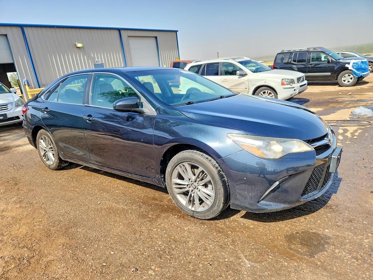 2017 Toyota Camry Se - zdjęcie 4