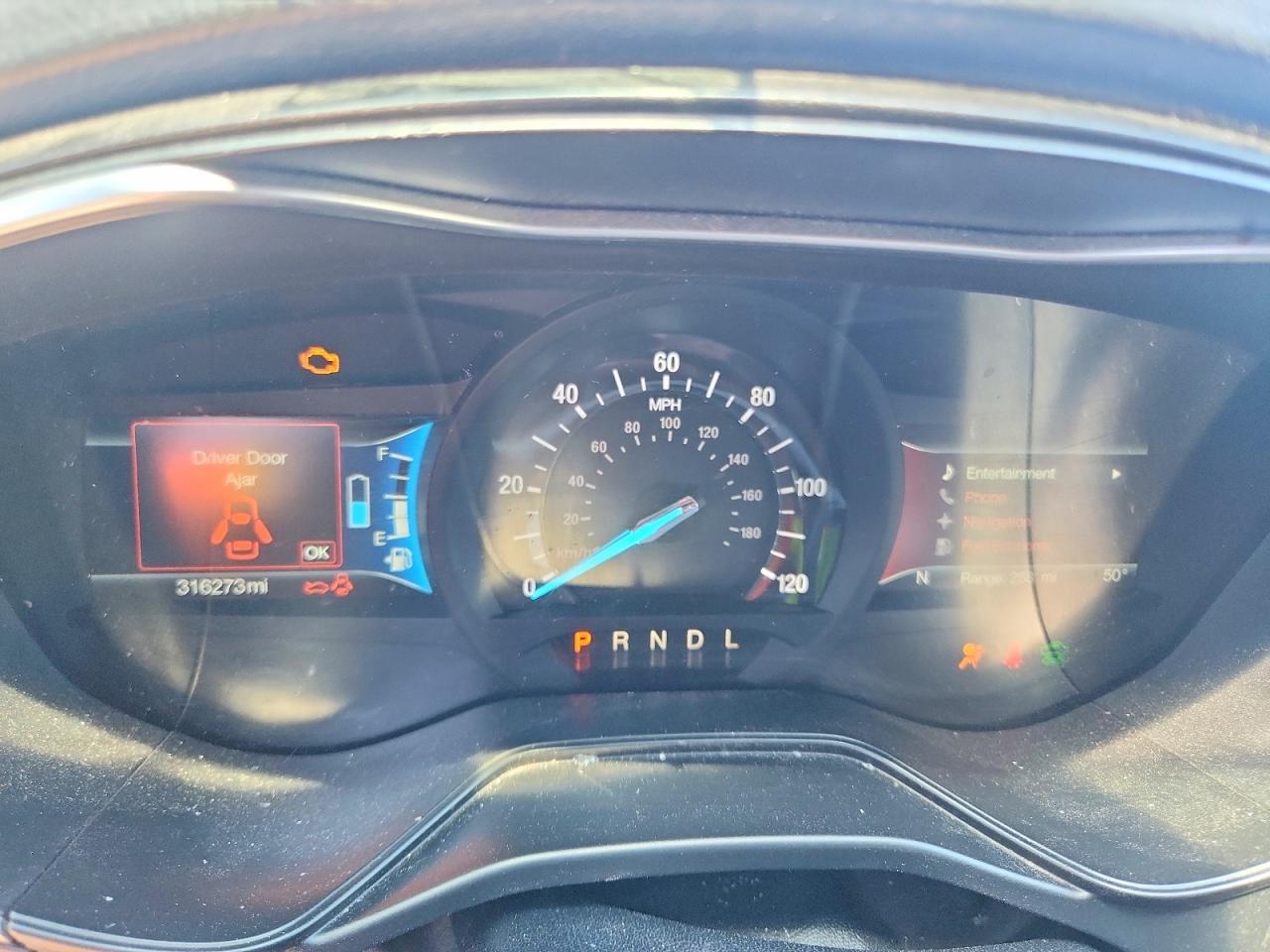 2019 Ford Fusion Titanium - zdjęcie 9