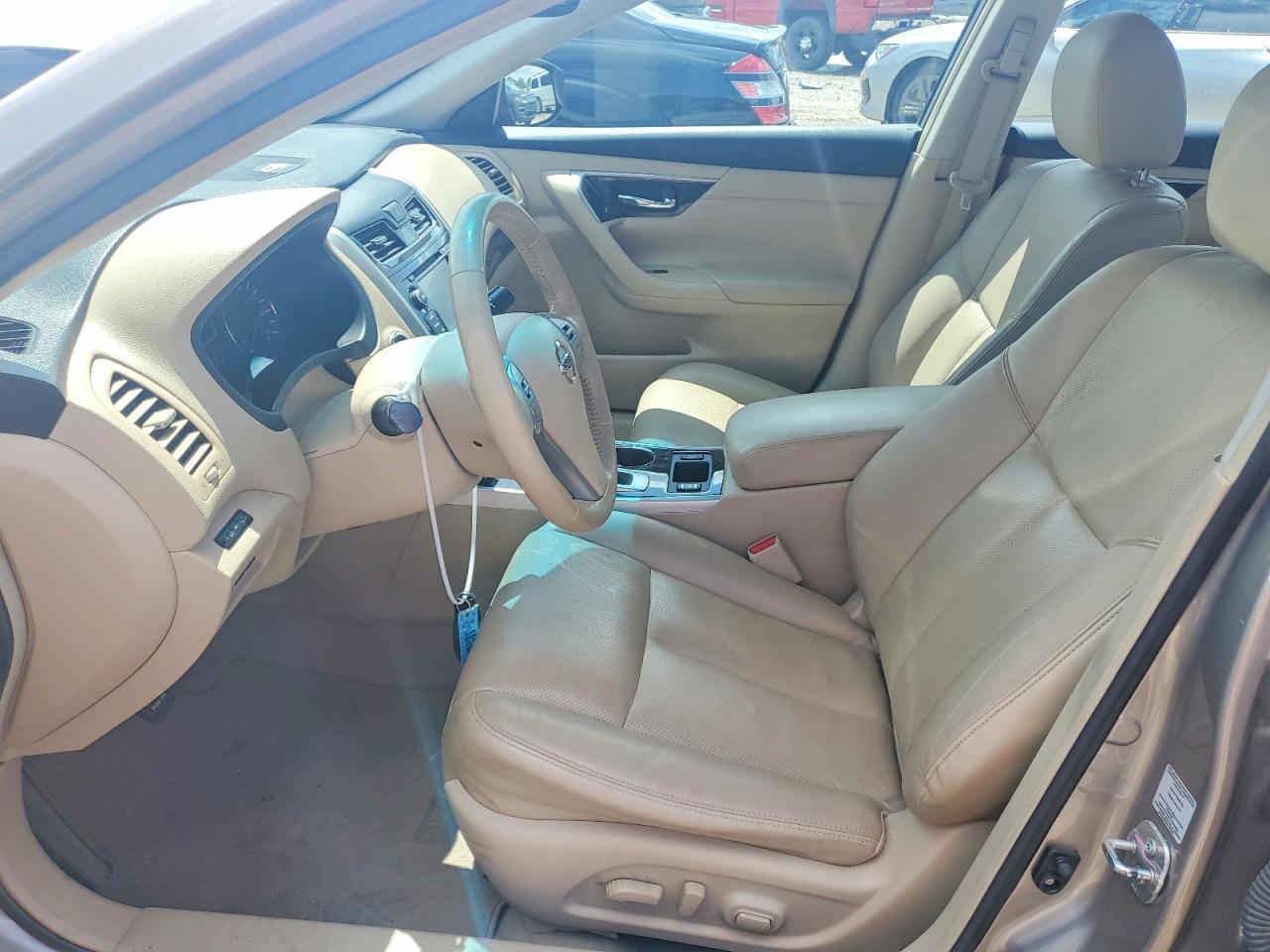 2013 Nissan Altima 2.5 - zdjęcie 7