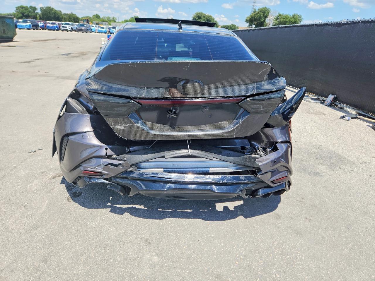 2019 Toyota Camry Xse - zdjęcie 6