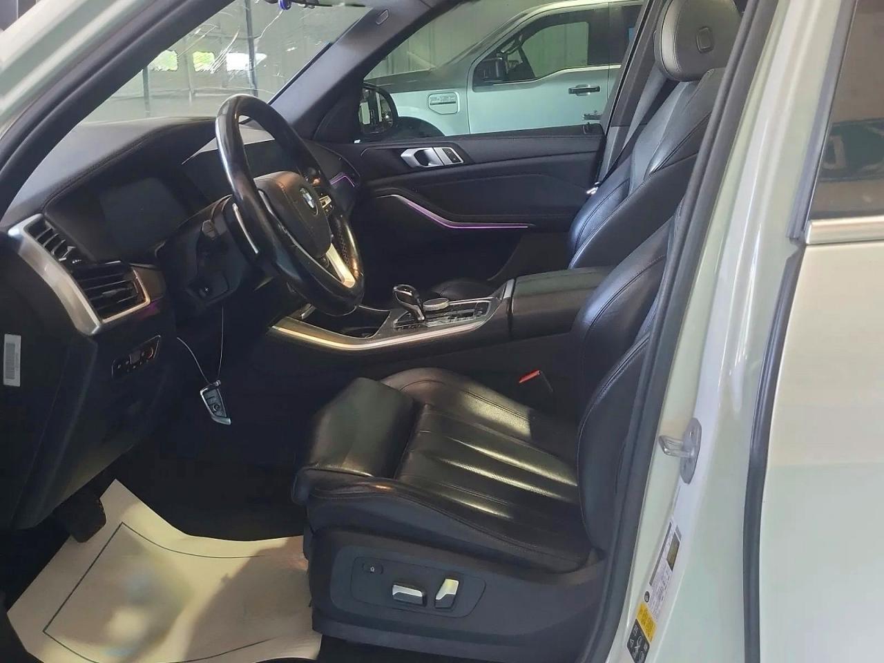 2019 BMW X5 xDrive40I - zdjęcie 5