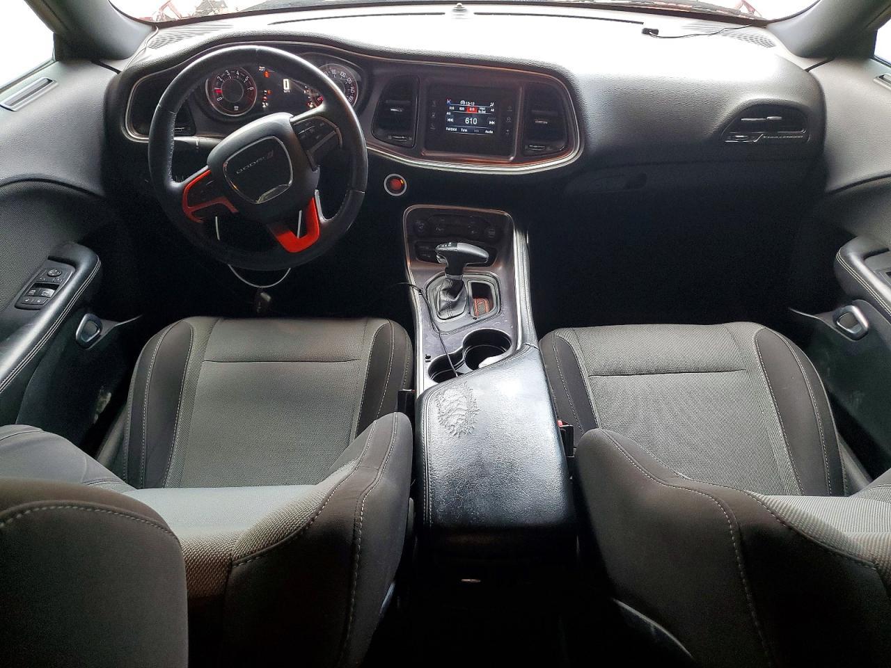 2015 Dodge Challenger Sxt - zdjęcie 8