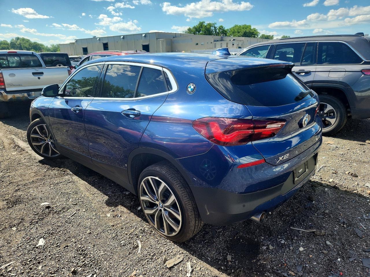 2023 BMW X2 xDrive28I - zdjęcie 3