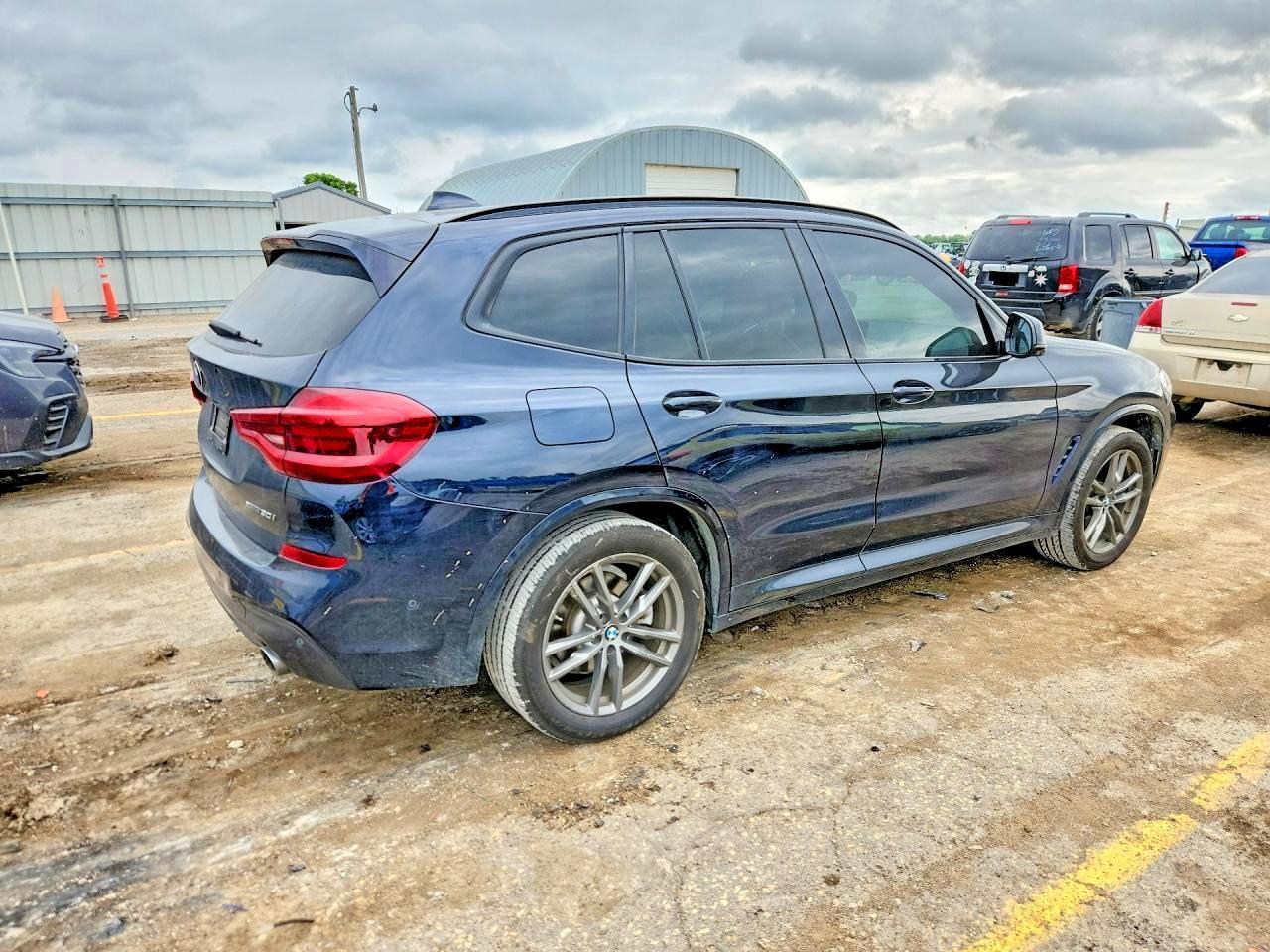 2020 BMW X3 xDrive30I - zdjęcie 3