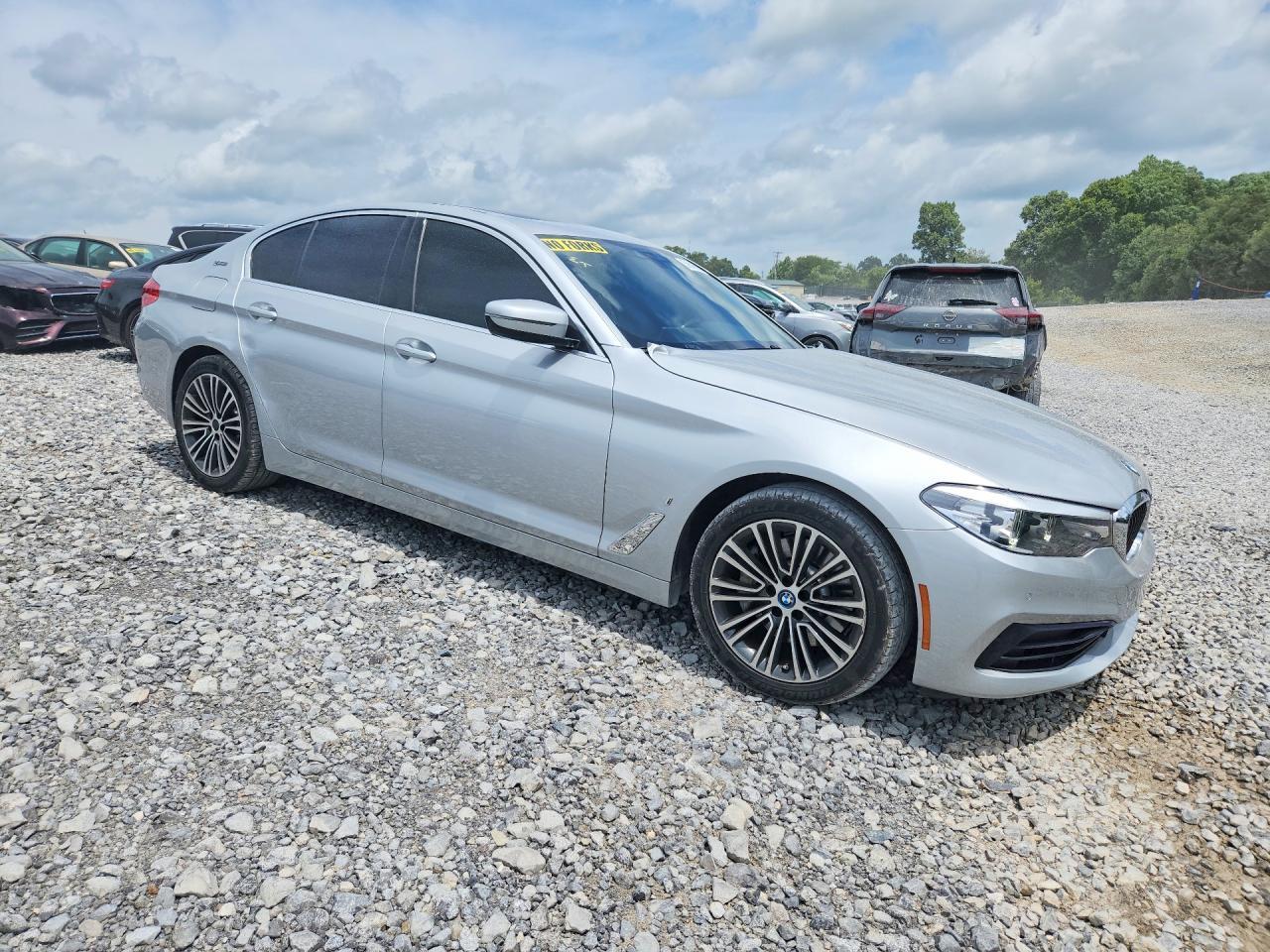 2019 BMW 530E - zdjęcie 4