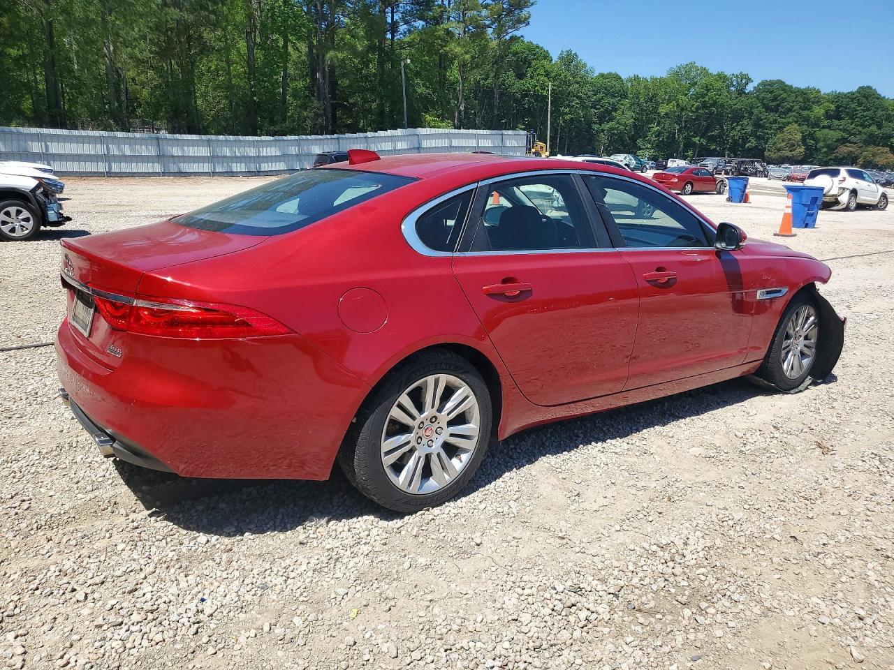 2017 Jaguar Xf Premium - zdjęcie 3