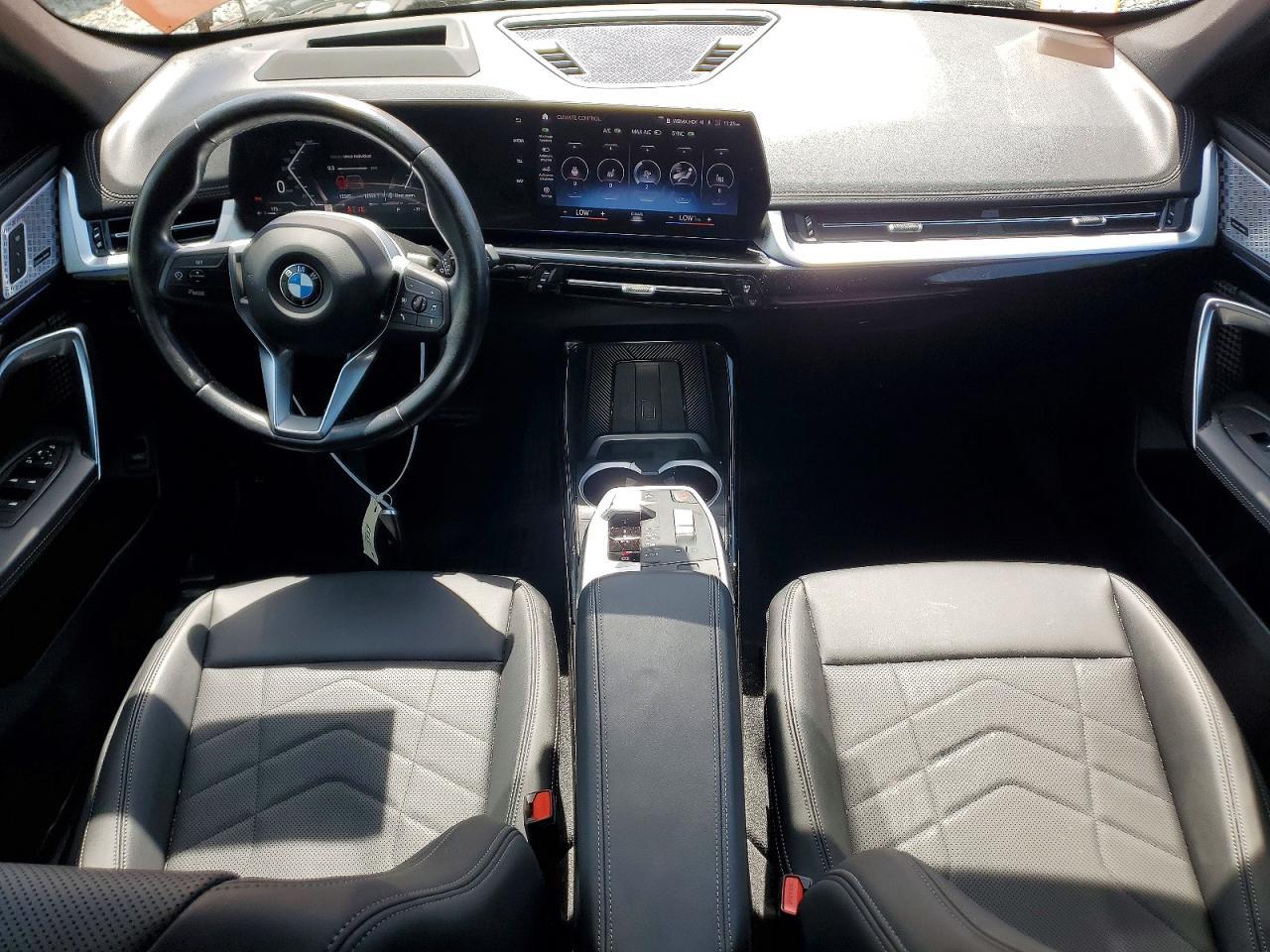 2023 BMW X1 xDrive28I - zdjęcie 8