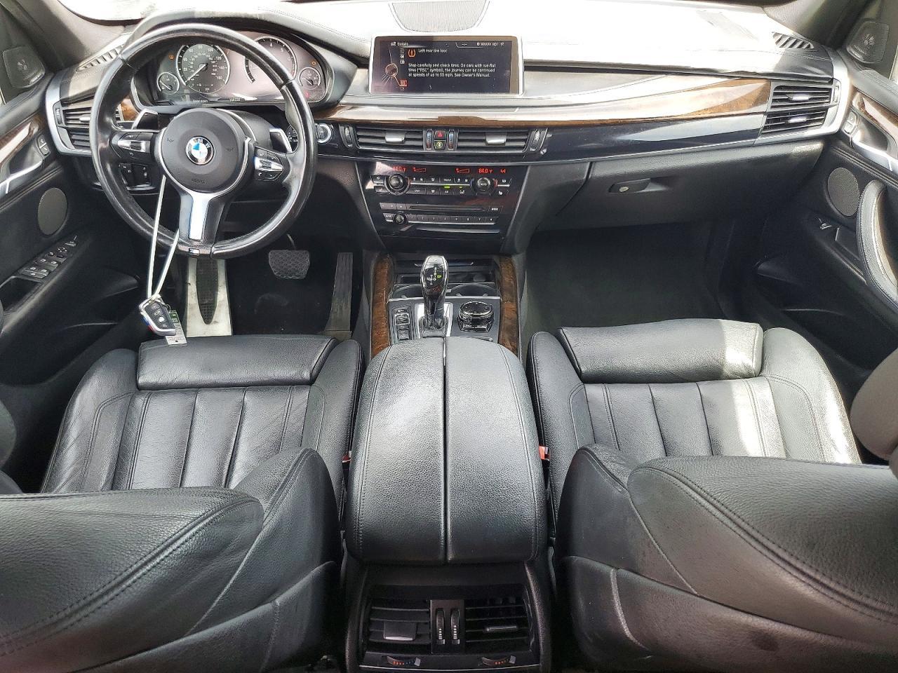 2016 BMW X5 xDrive50I - zdjęcie 8