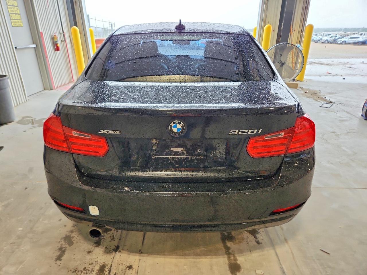 2014 BMW 320 I xDrive - zdjęcie 6