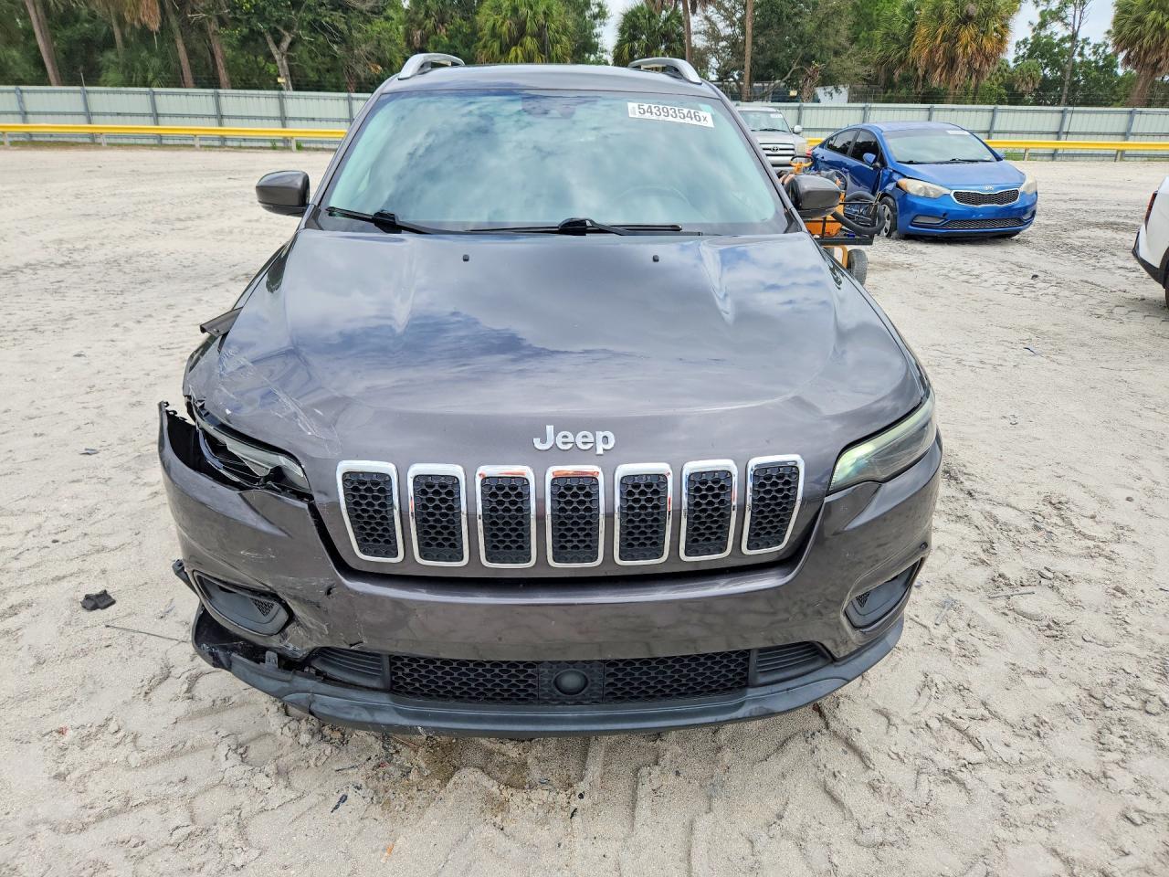 2021 Jeep Cherokee Latitude Plus - zdjęcie 5