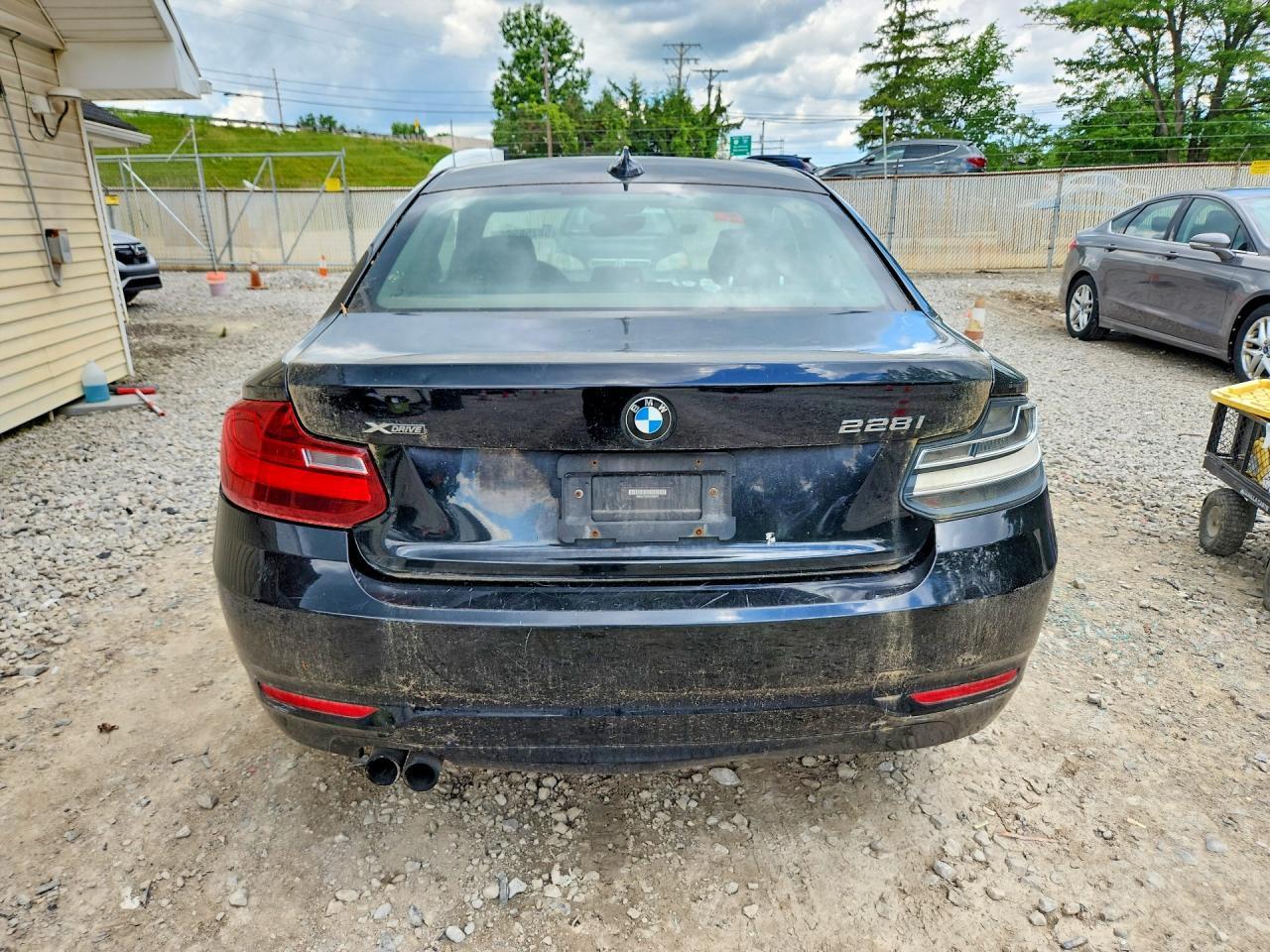 2015 BMW 228 Xi - zdjęcie 6
