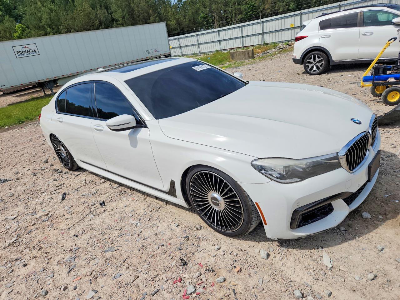 2016 BMW 740 I - zdjęcie 4