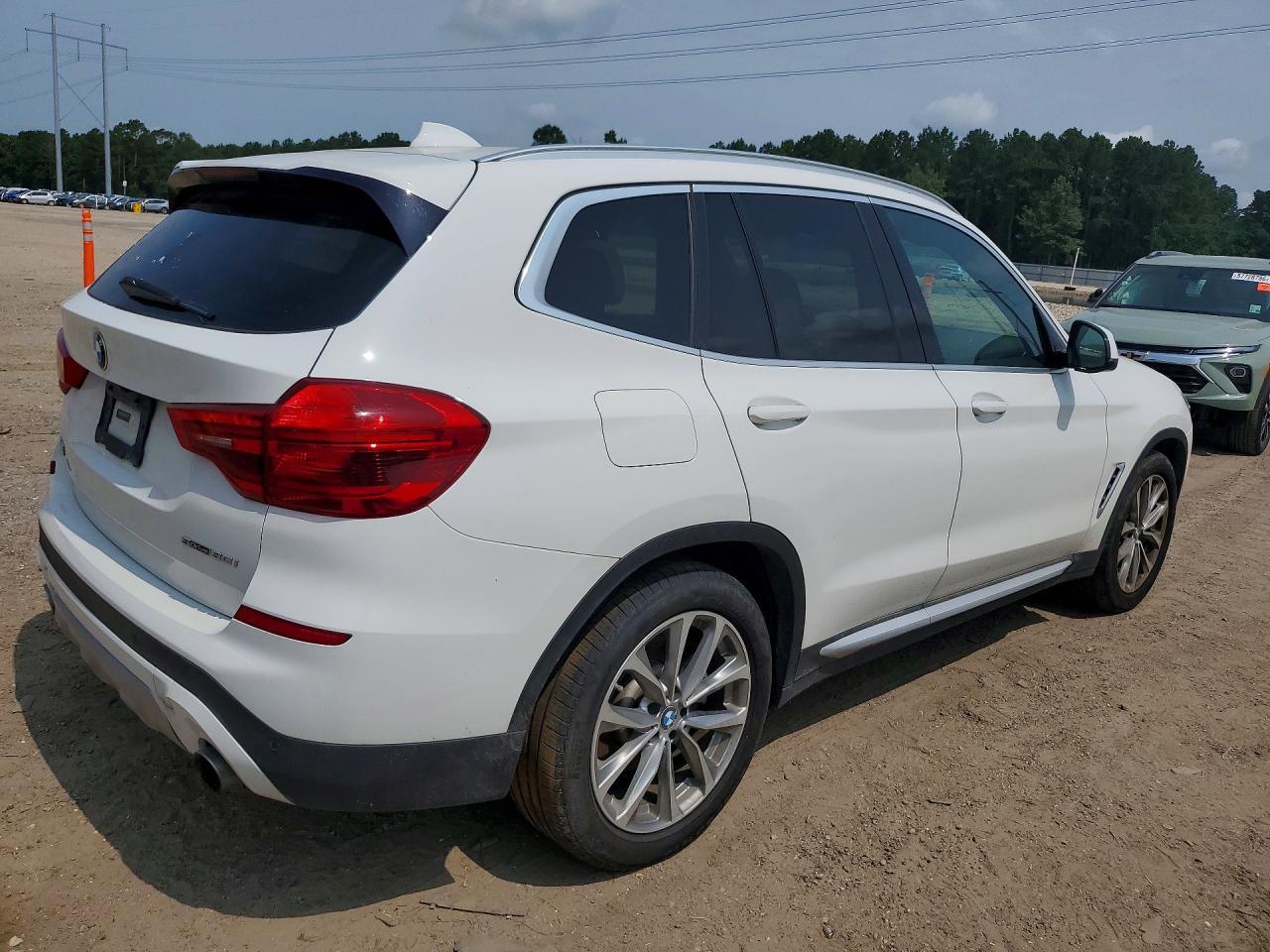 2019 BMW X3 Sdrive30I - zdjęcie 3