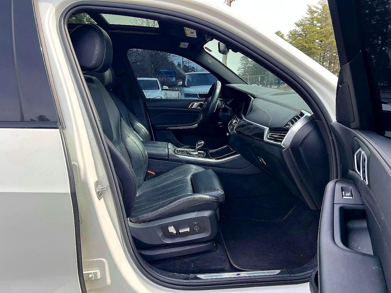 2020 BMW X5 xDrive40I - zdjęcie 5