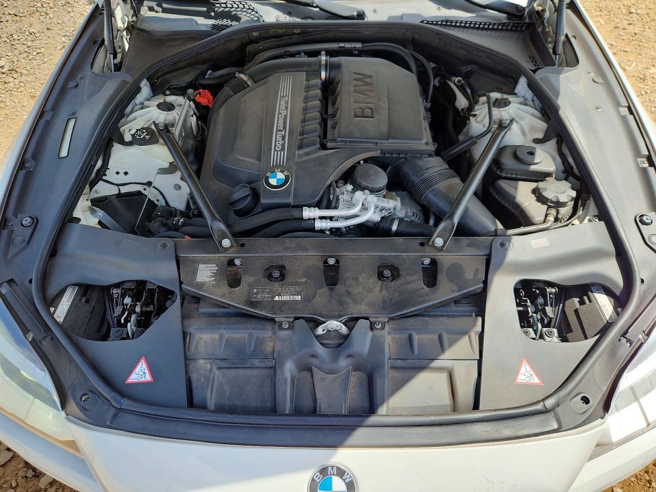 2014 BMW Seria 6 640i - zdjęcie 11