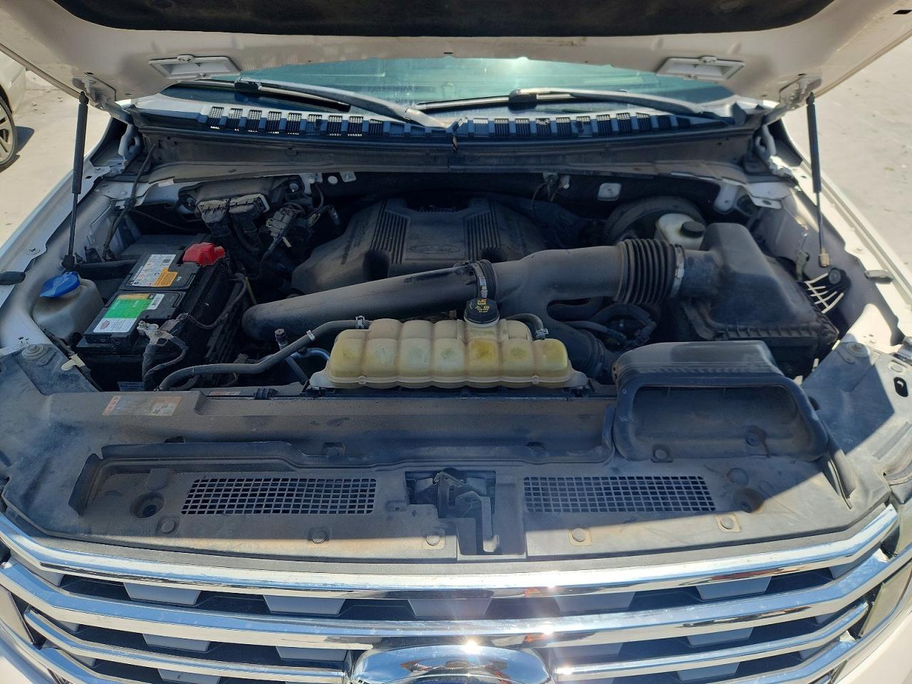 2019 Ford Expedition Limited - zdjęcie 12