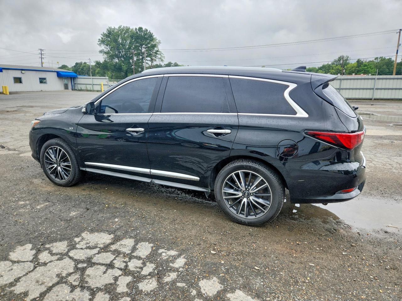 2018 Infiniti Qx60 Base - zdjęcie 2