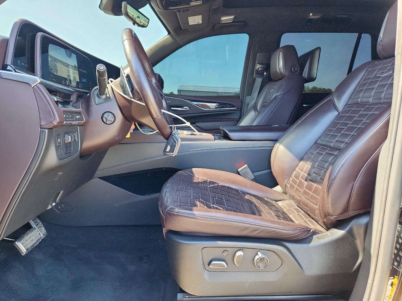 2023 Cadillac Escalade V Sport - zdjęcie 7