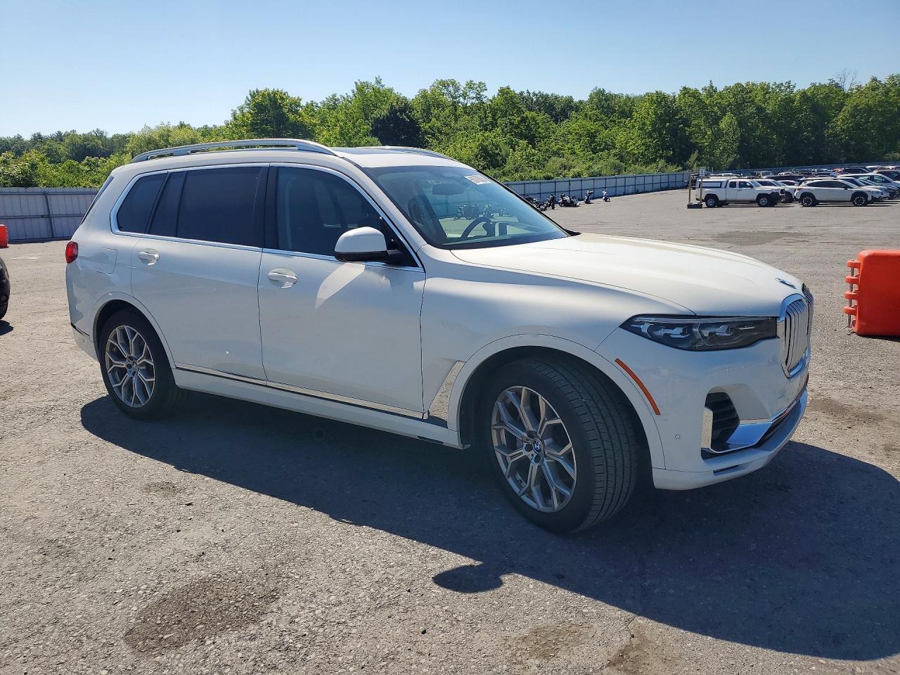 2019 BMW X7 xDrive50I - zdjęcie 4