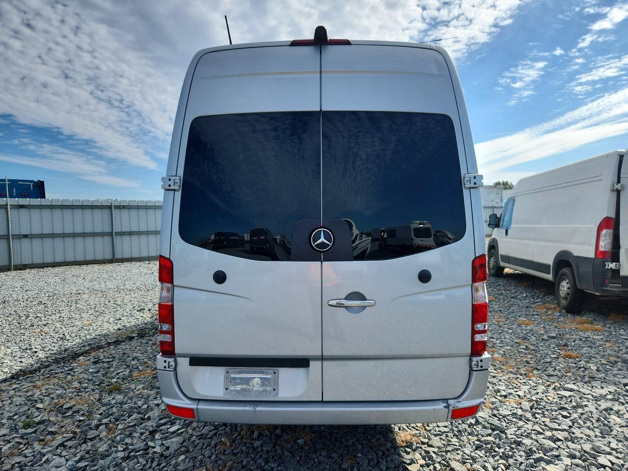 2015 Mercedes-Benz Sprinter 2500 - zdjęcie 6