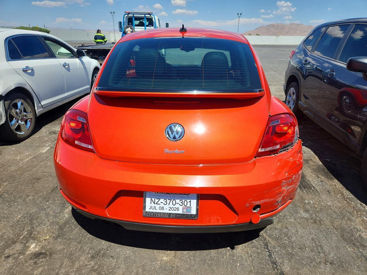 2016 Volkswagen Beetle 1.8T Se - zdjęcie 6