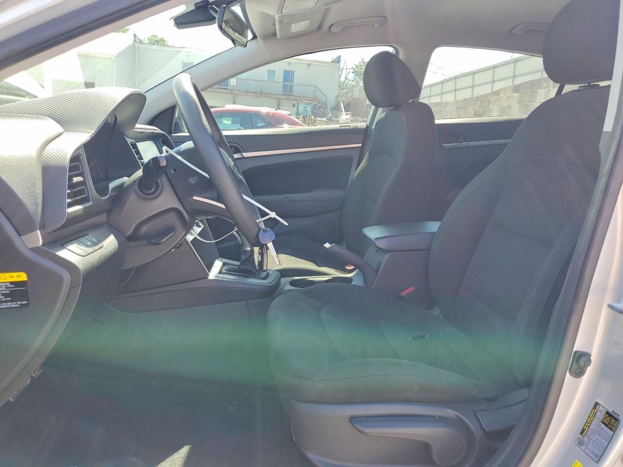 2019 Hyundai Elantra Sel - zdjęcie 7
