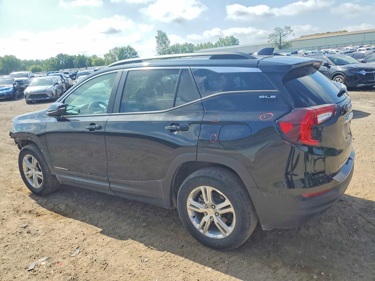 2022 GMC Terrain Sle - zdjęcie 2
