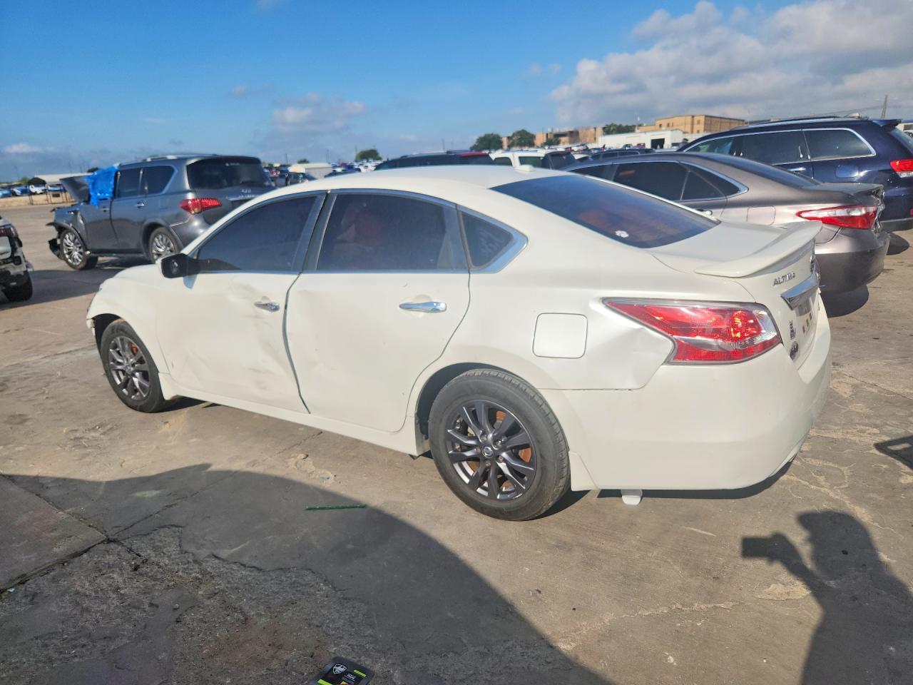 2015 Nissan Altima 2.5 S - zdjęcie 2