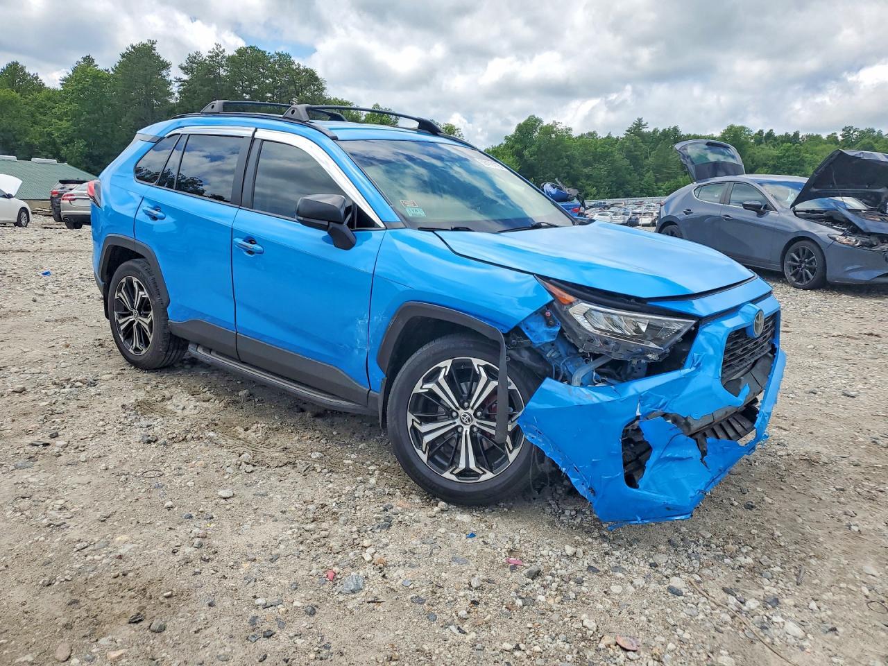 2019 Toyota Rav4 Le - zdjęcie 4
