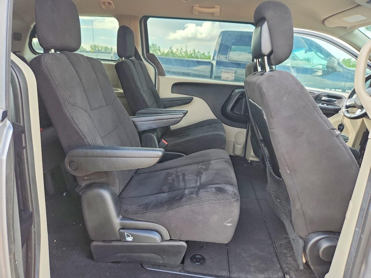 2014 Dodge Grand Caravan Se - zdjęcie 11